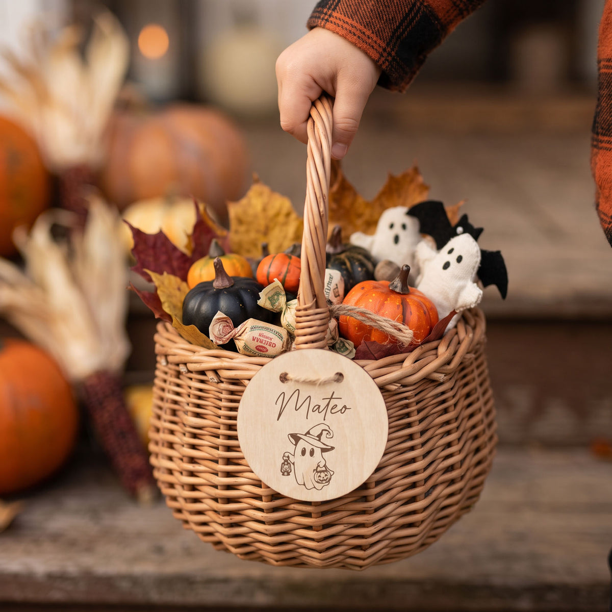 Personalisierter Korb mit Anhänger | Halloween Geist Name