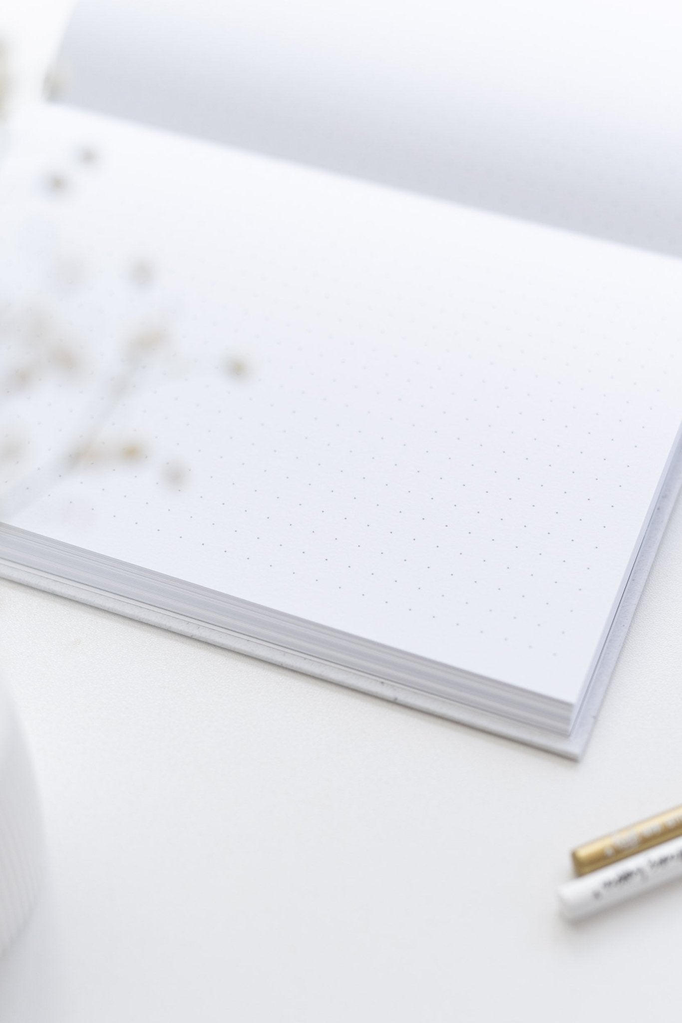 Notizbuch Dots A5 | Flower Paper