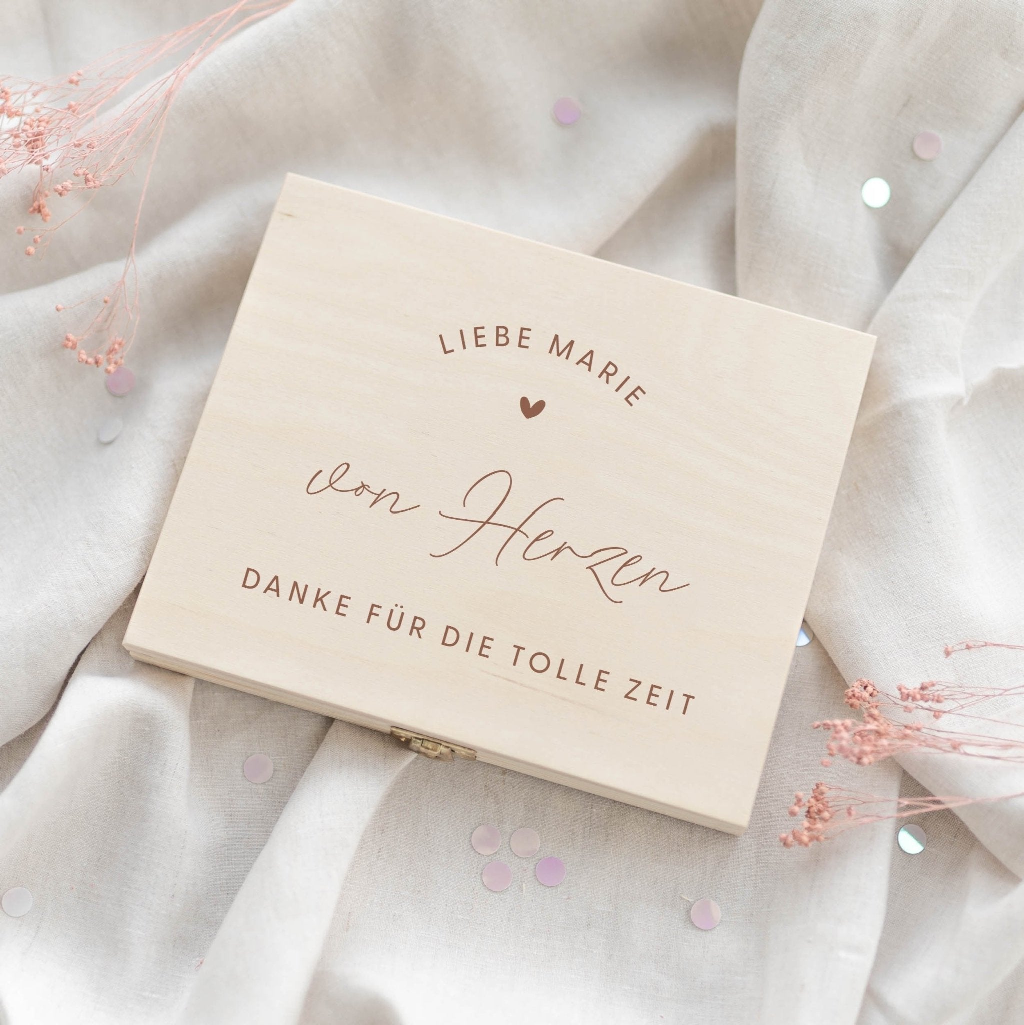 Personalisierte Merci Holzbox | Von Herzen