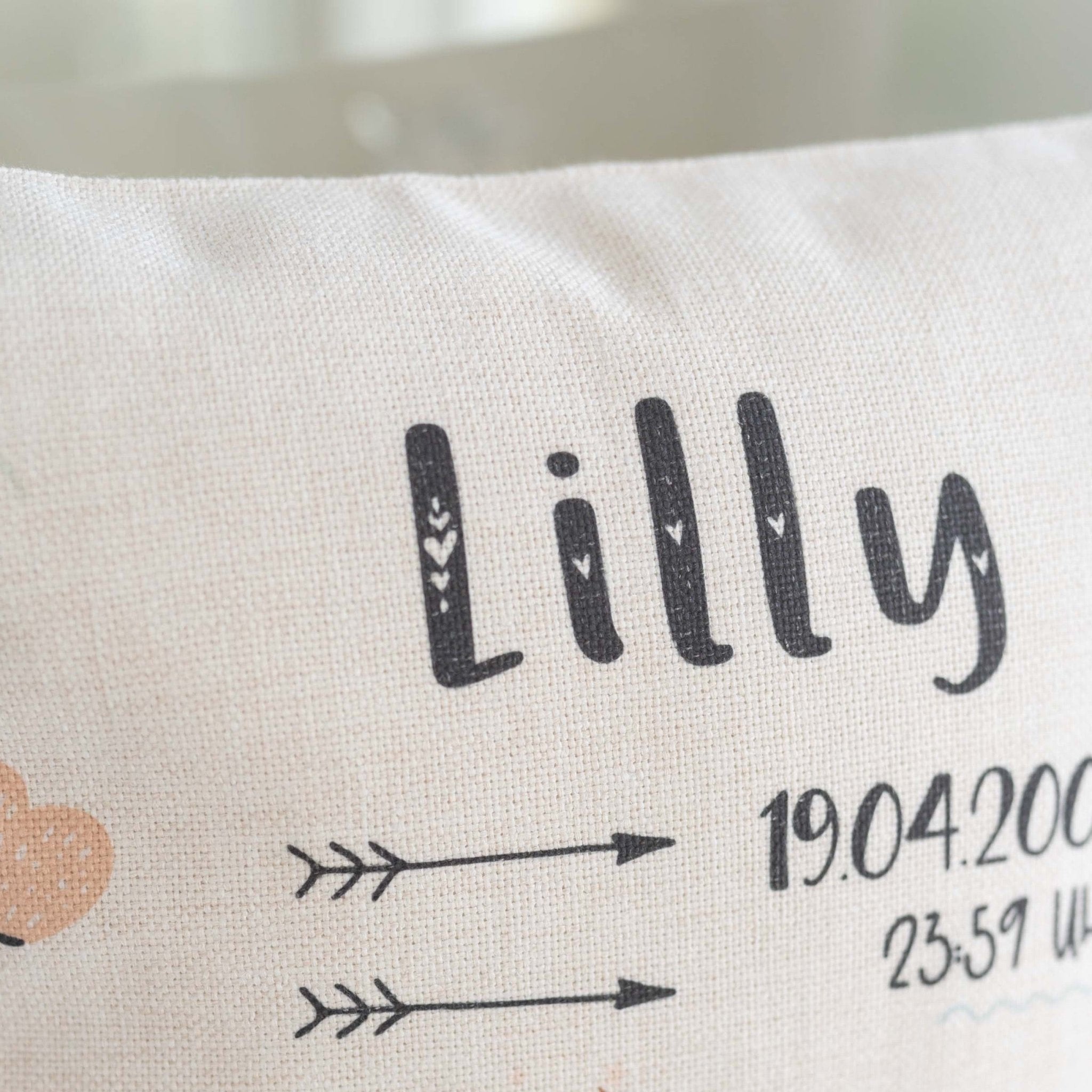 Personalisiertes Kissen | Geburtsdaten Mädchen