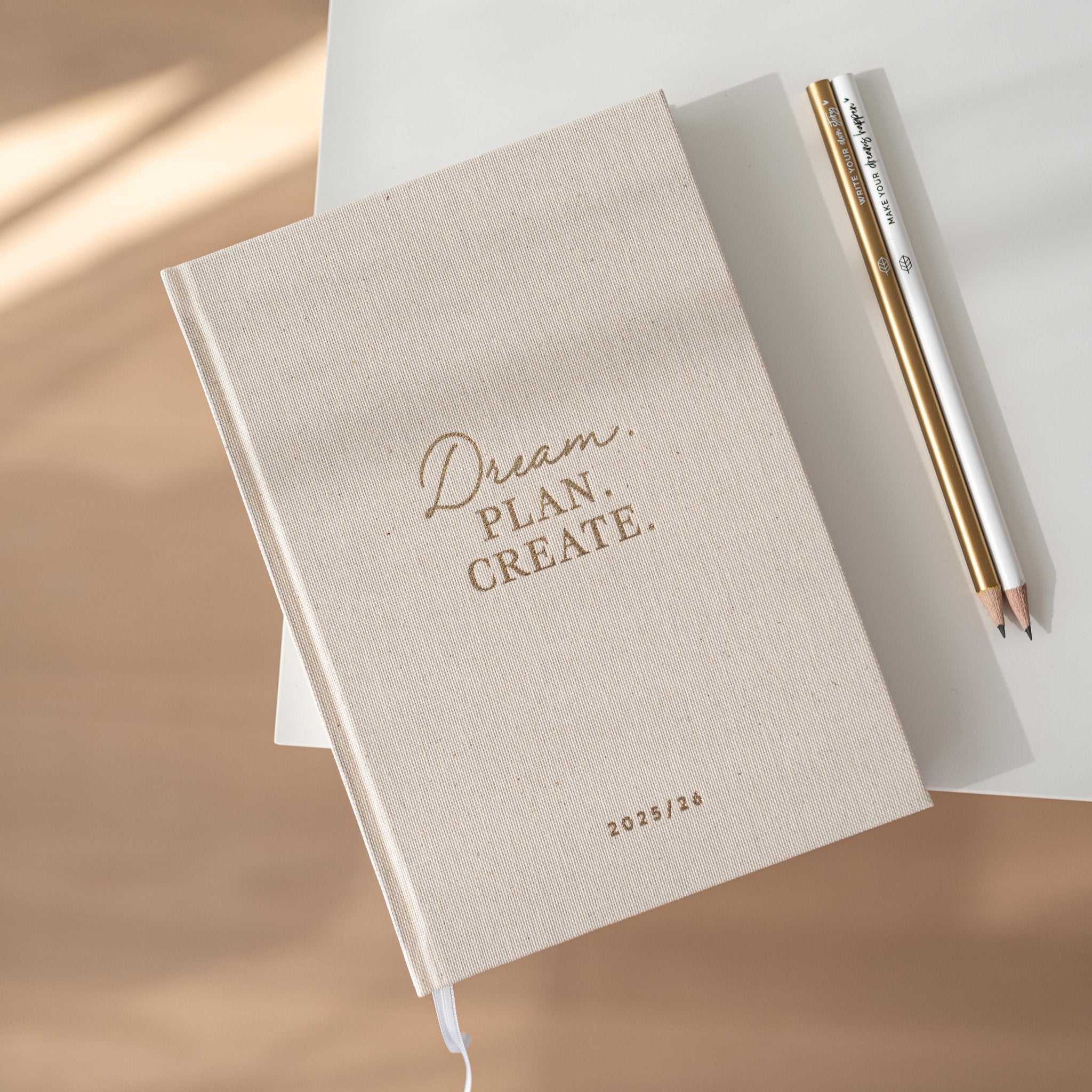 Wochenkalender 25/26 | Natur Leinen