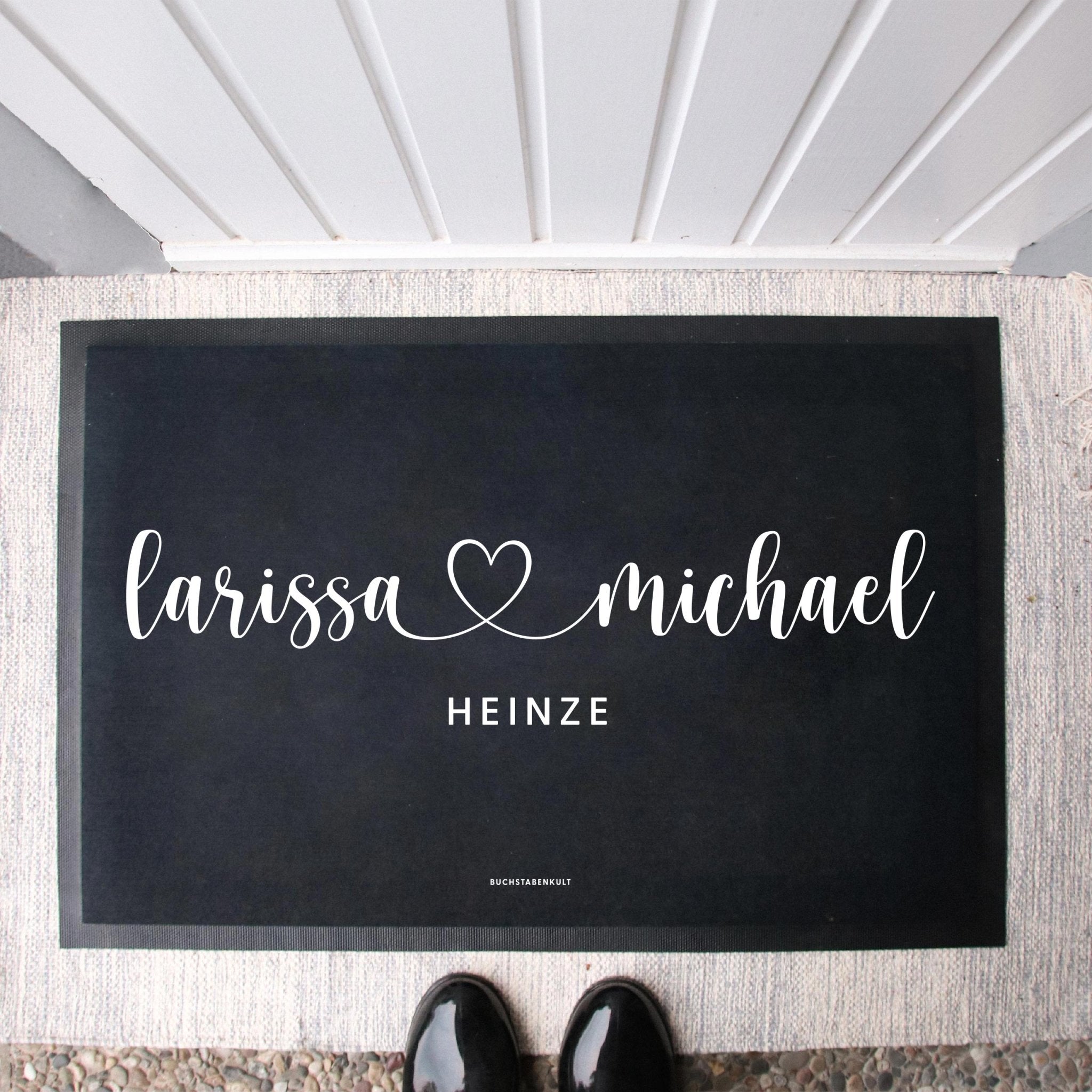 Personalisierte Stoff Fußmatte | Herzchen Verbindung