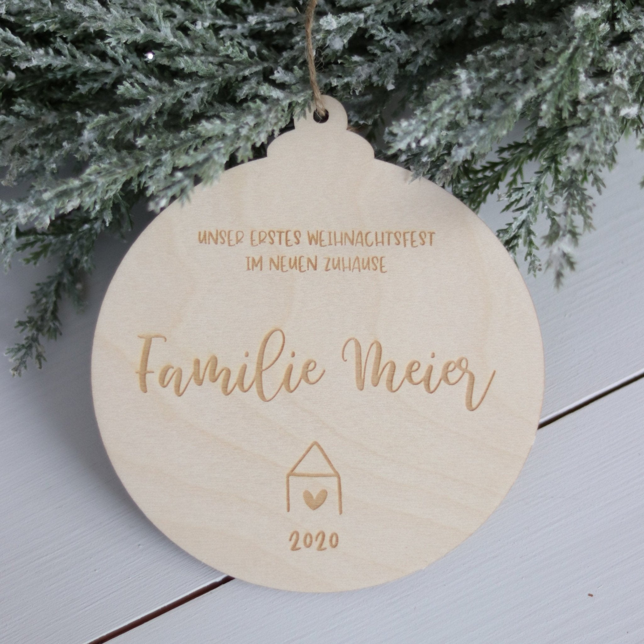 Personalisierte Weihnachtskugel | Neues Zuhause
