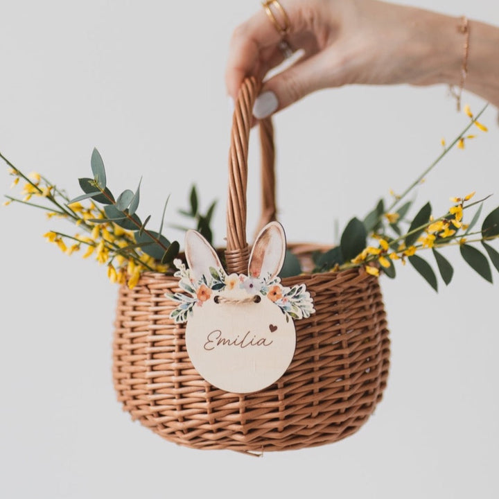 Personalisierter Korb mit Anhänger | Hasenohren Blumenkranz