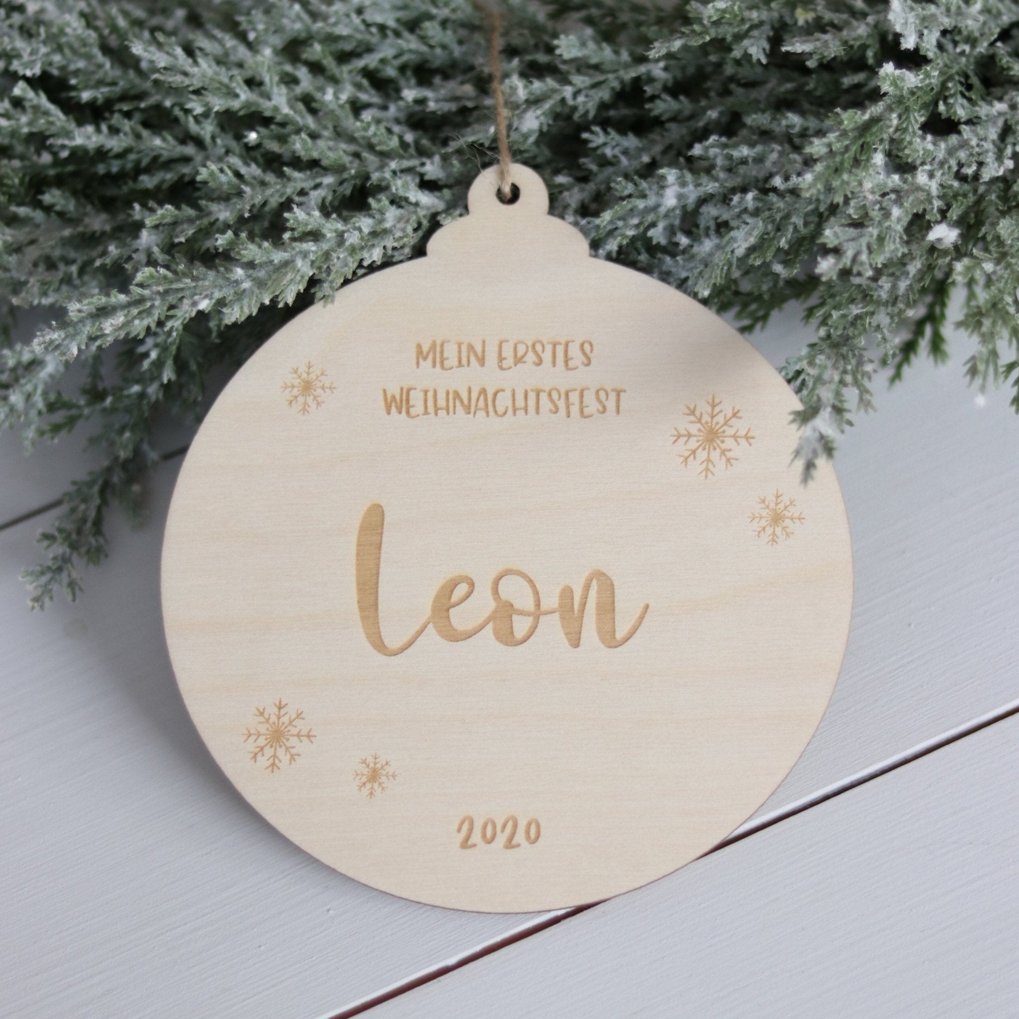 Personalisierte Weihnachtskugel | Erstes Weihnachten Schneeflocke