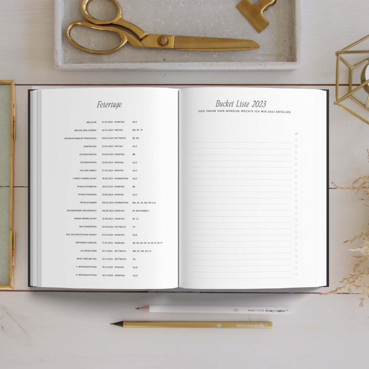 Kalender 2023 Tagesansicht | A5 Black