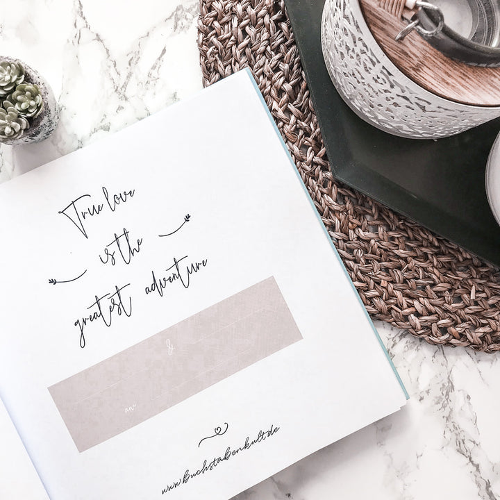 Wedding Planner - Golden White