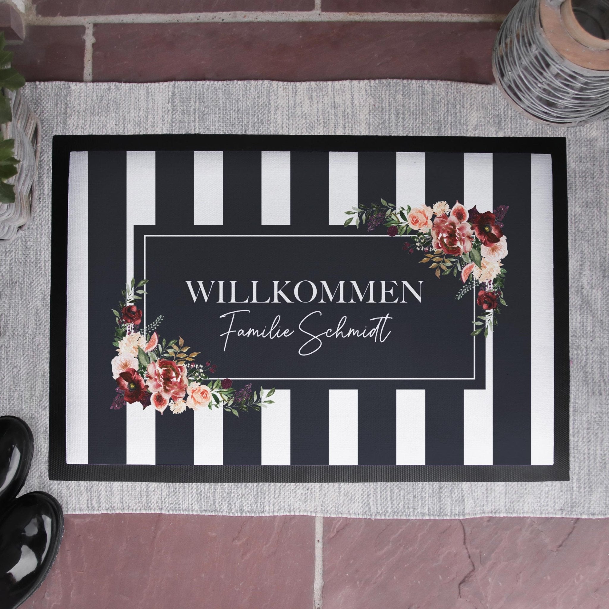 Personalisierte Stoff Fußmatte | Streifen Blumenkranz